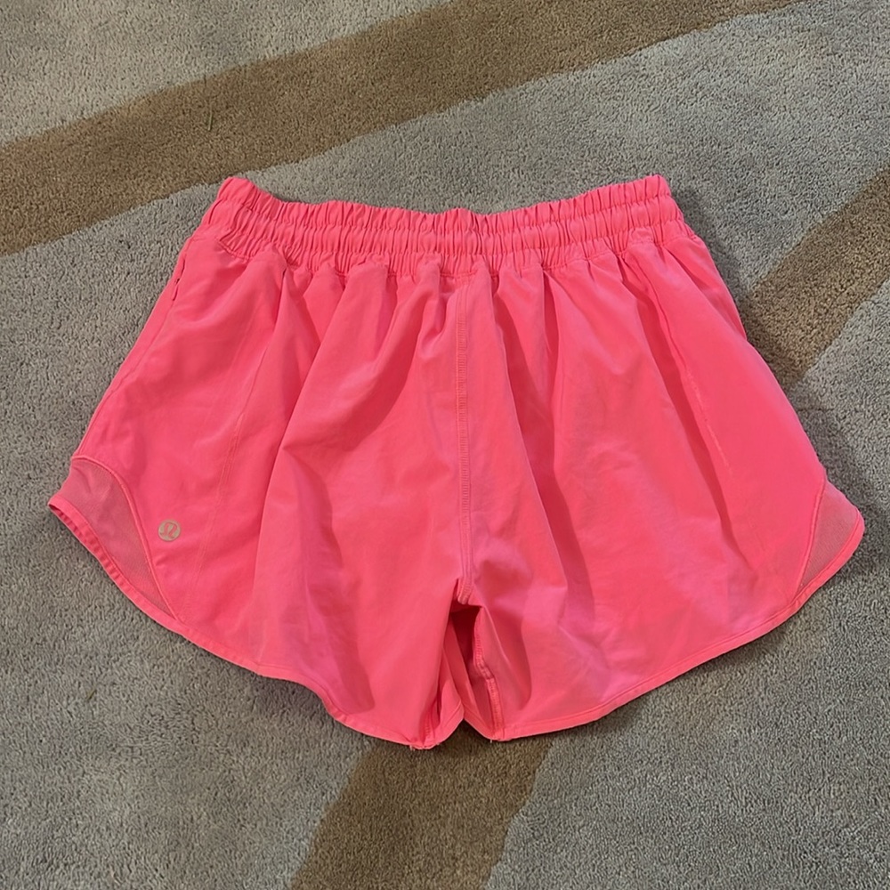 Lululemon Hotty Hot Shorts *Tall - Picture 2 of 4